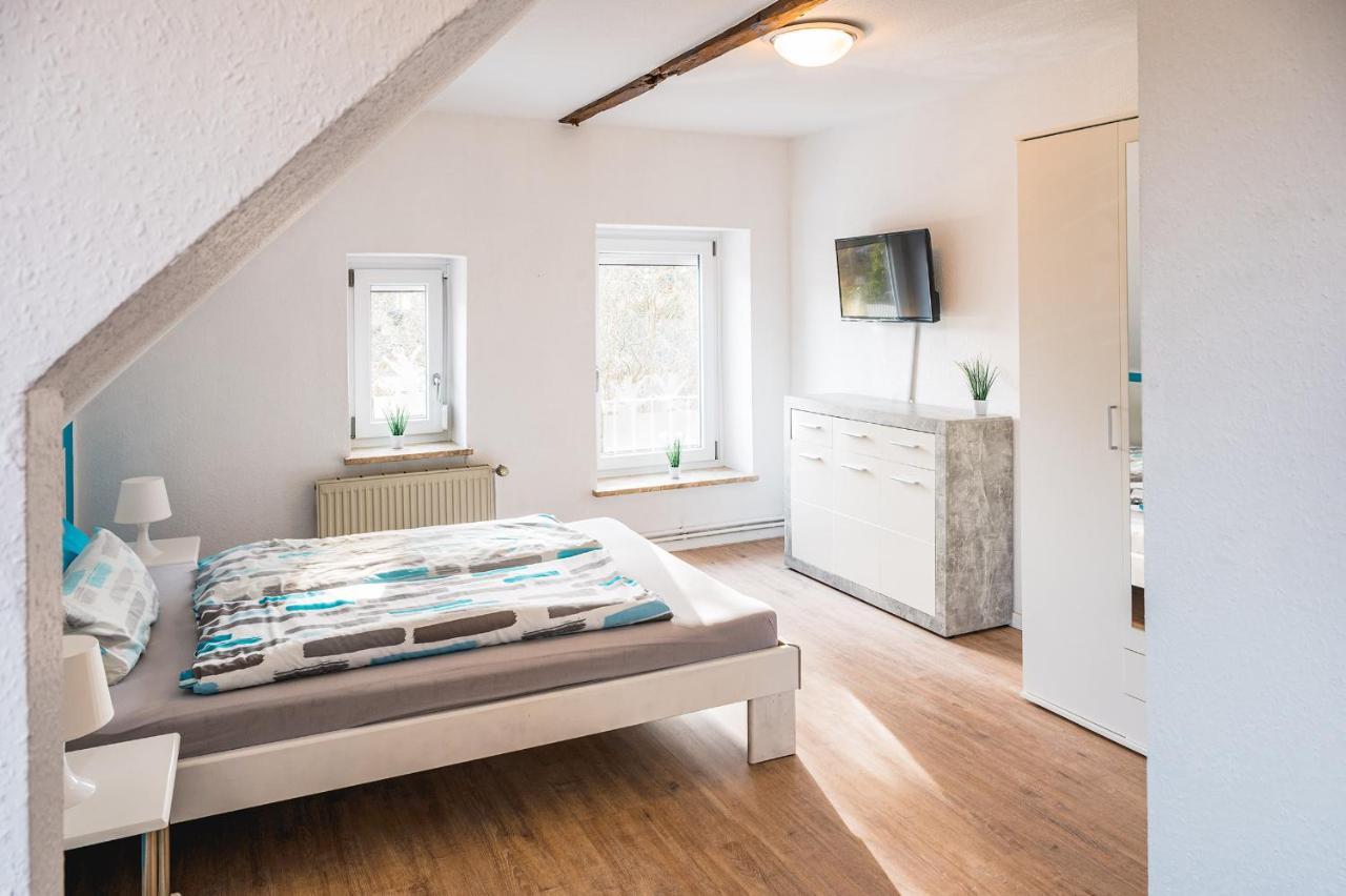 Lilie Inn Pension - 24 Stunden Check In ชเนเวอร์ดิงเงิน ภายนอก รูปภาพ
